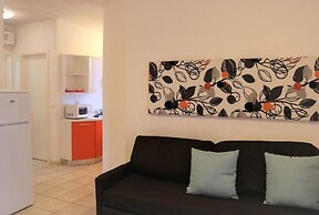 Spacious Apartment With big Terrace