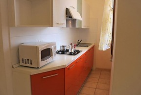 Spacious Apartment With big Terrace