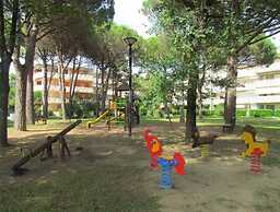 Spacious Apartment With big Terrace