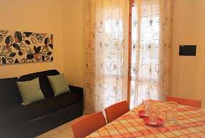 Spacious Apartment With big Terrace