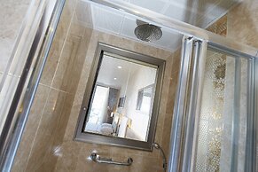 Emre Beach & Emre Hotel