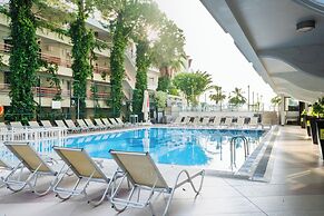 Emre Beach & Emre Hotel