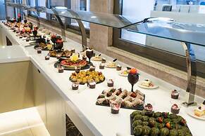 Emre Beach & Emre Hotel