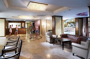 Emre Beach & Emre Hotel