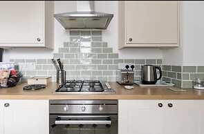 Beautiful Sea Front Cottage in the Ocean City