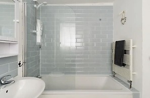 Beautiful Sea Front Cottage in the Ocean City