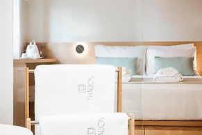 Thallos the Boutique