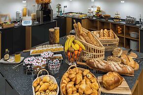 Brit Hotel Paris Orly