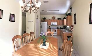 Disney Area Pool Home 49or 4 Bedroom Home by Redawning