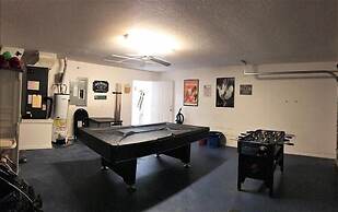 Disney Area Pool Home 49or 4 Bedroom Home by Redawning