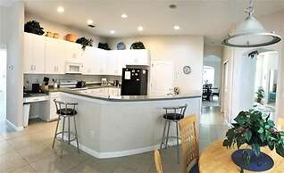 Disney Area Pool Home 11h 5 Bedroom Home by Redawning