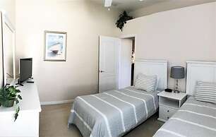 Disney Area Pool Home 11h 5 Bedroom Home by Redawning