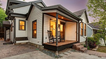 909 Park Ave 5 Bedroom Home by RedAwning