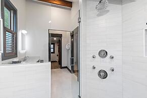 909 Park Ave 5 Bedroom Home by RedAwning