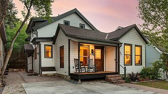 909 Park Ave 5 Bedroom Home by RedAwning