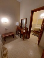 Tembo Court Apartment