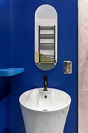 HOLT - Birds of Paradise