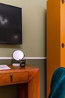 HOLT - Birds of Paradise