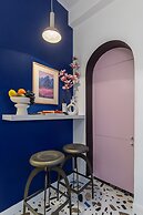 HOLT - Birds of Paradise