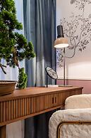 HOLT - Birds of Paradise