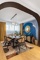 HOLT - Birds of Paradise