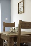 Violets Wonderland Cottage