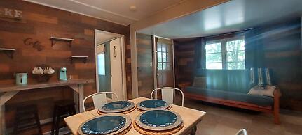 Kozy Cove Cabin - 1 Block to Lake Boat Launch - Covered Boat Parking -