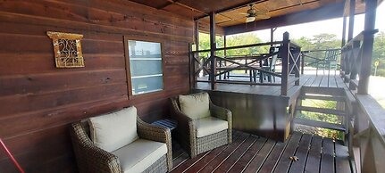 Kozy Cove Cabin - 1 Block to Lake Boat Launch - Covered Boat Parking -