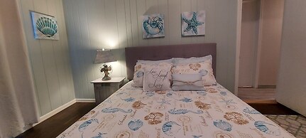 Kozy Cove Cabin - 1 Block to Lake Boat Launch - Covered Boat Parking -