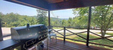 Kozy Cove Cabin - 1 Block to Lake Boat Launch - Covered Boat Parking -