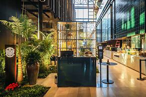 Shangri-La Shougang Park, Beijing