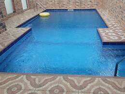 Royal City Dubai Hotel & Suites