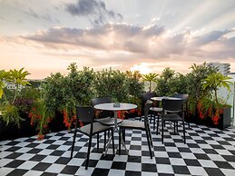LIV Urban Suites
