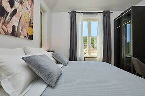 Hedera Estate, Villa Hedera III