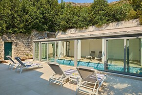 Hedera Estate, Villa Hedera III