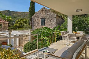 Hedera Estate, Villa Hedera III