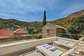 Hedera Estate, Villa Hedera III