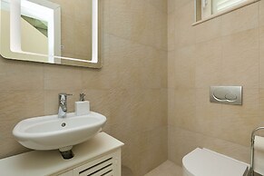 Hedera Estate, Villa Hedera III