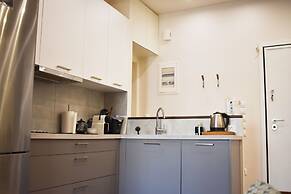 A Skip Away from the Acropolis Museum