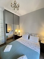 A Skip Away from the Acropolis Museum