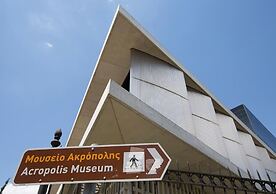 A Skip Away from the Acropolis Museum