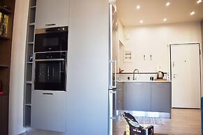 A Skip Away from the Acropolis Museum