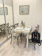 A Skip Away from the Acropolis Museum