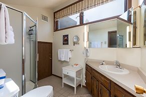 1196 Flying Dutchman 1 Bedroom Condo by RedAwning