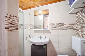 Tiny House 19 Terrace Aparment