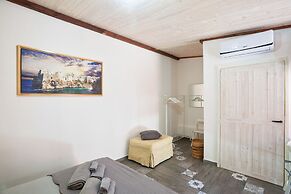 Tiny House 19 Terrace Aparment