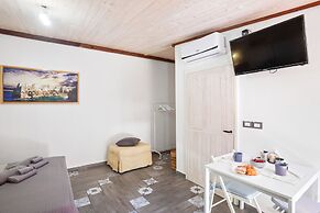 Tiny House 19 Terrace Aparment