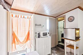 Tiny House 19 Terrace Aparment