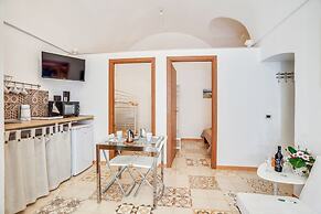 Tiny House 21 Bright Aparment