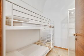 Tiny House 21 Bright Aparment